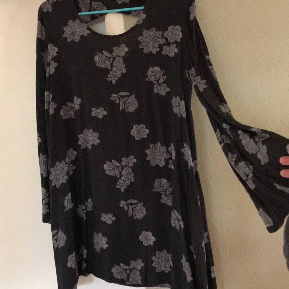 Dark flower print dress - Picture 2 of 3